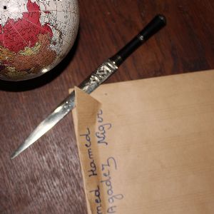 Ouvre-lettre, bois d'ébène